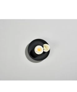 Zone Denmark Coquetier En Silicone Noir -Chef&Sommelier-boutique coquetier en silicone noir 3