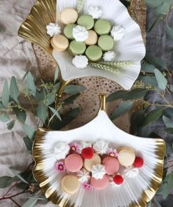 Kare Design Coupe Feuille De Ginkgo En Porcelaine Blanche Et Dorée -Chef&Sommelier-boutique coupe feuille de ginkgo en porcelaine blanche et doree 1