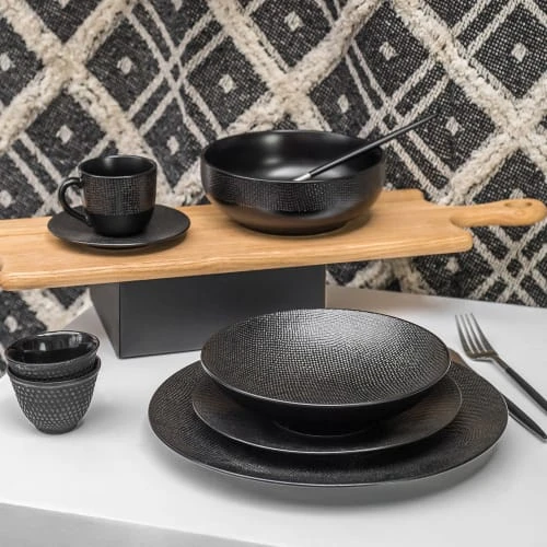 Table Passion Lot De 6 Assiettes à Dessert 21 Cm En Grès Noir 5 Table Passion Lot De 6 Assiettes à Dessert 21 Cm En Grès Noir – Image 3