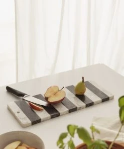 RNT By Really Nice Things Planche à Découper Marbre Blanc Et Noir -Chef&Sommelier-boutique planche a decouper marbre blanc et noir 2