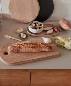 OYOY Living Design Planche à Découper Marron Chêne Ø31,5xH2cm 10 OYOY Living Design Planche à Découper Marron Chêne Ø31,5xH2cm -Chef&Sommelier-boutique planche a decouper marron chene oe31 5xh2cm 3